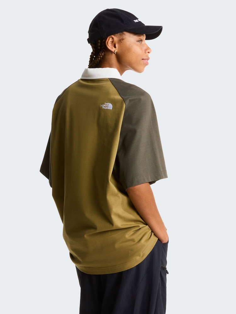 أخضر - The North Face Relaxed Rugby Polo T-Shirt - صورة 2 من 10