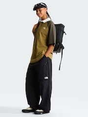 أخضر - The North Face Relaxed Rugby Polo T-Shirt - صورة 9 من 10