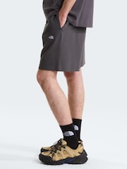 The North Face Essential Light Relaxed Shorts - תמונה 3 מתוך 6