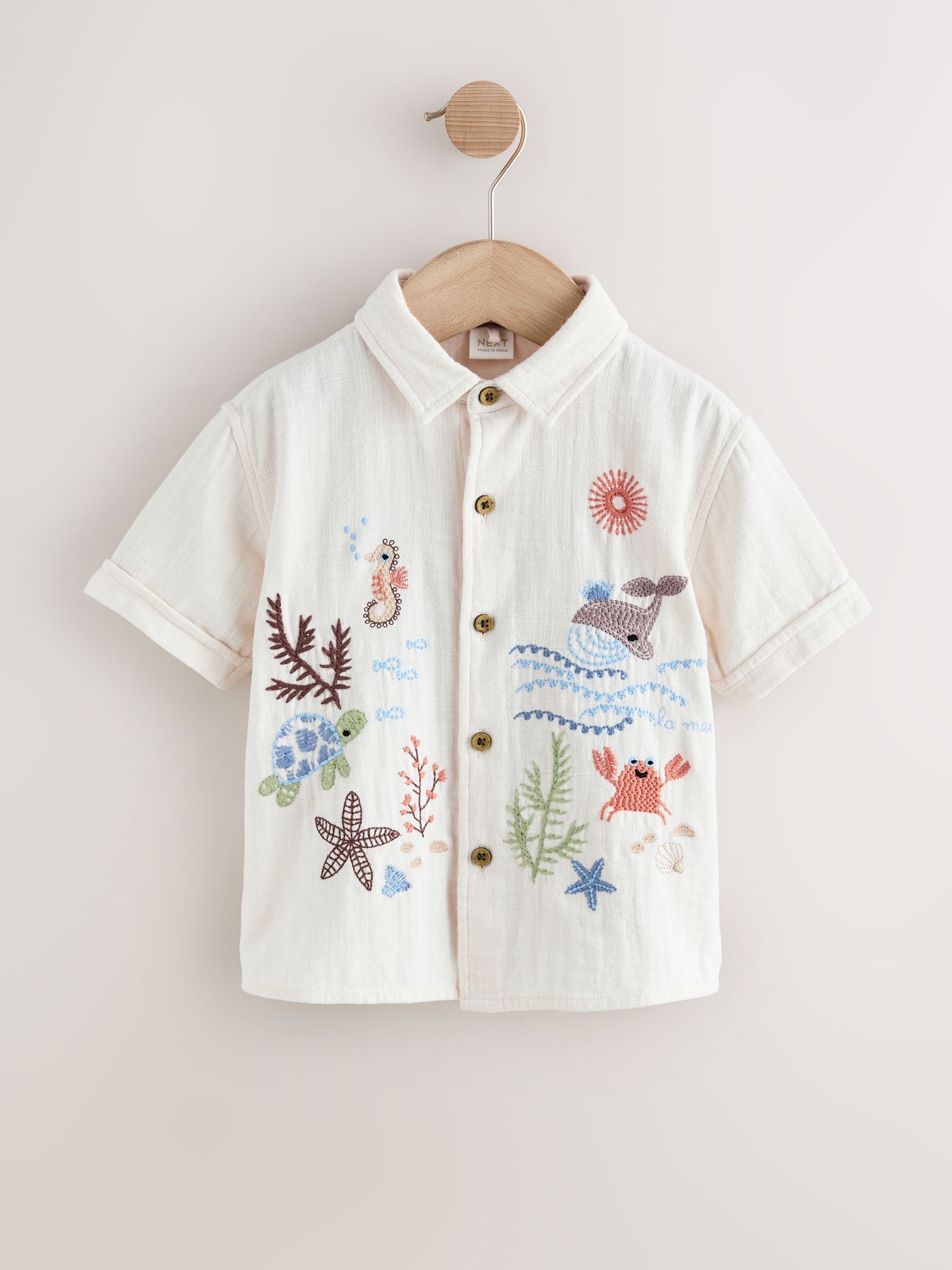 美品 タグ付 Embroidery Patchwork Shirts エクリュ Next：日本 エクリュ 海の生き物 刺繍 - 半袖 シャツ（3か月～7 歳