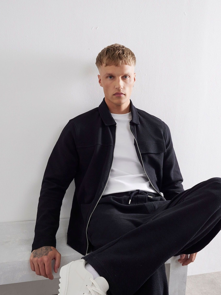 River Island Black Wide Texture Smart Joggers - Image 2 of 3