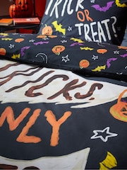 Catherine Lansfield Black Halloween Trick or Treat Duvet Cover Set - Image 4 of 4
