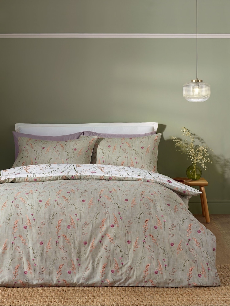 Catherine Lansfield Brushed Grasmere Floral Print Reversible Duvet Cover Set - صورة 2 من 4