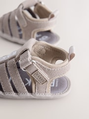 رمادي - Baker by Ted Baker Baby Fisherman Padders Sandals - صورة 5 من 5