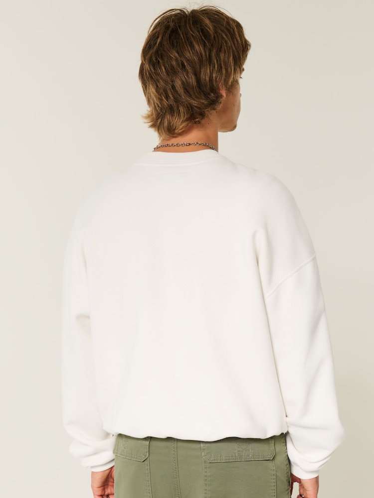 Hollister Baggy Destination Graphic Print Cinched Bottom Cream Sweatshirt - Image 2 of 3