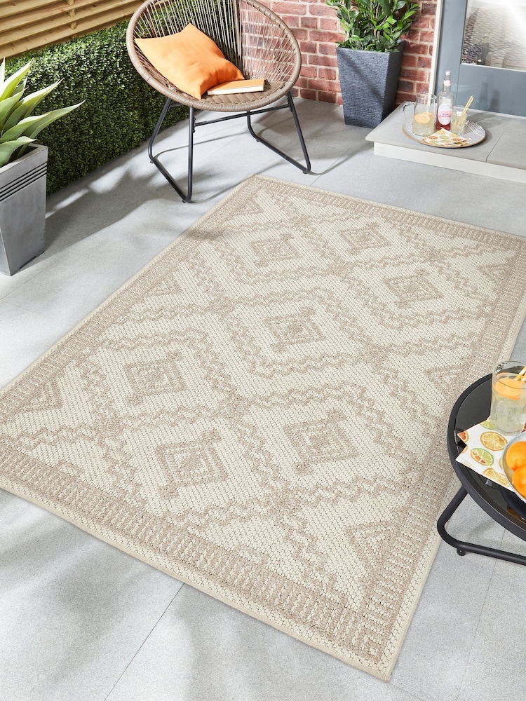 Origin Rug Collection. Cream Atlas Diamond Rug - Image 1 of 6