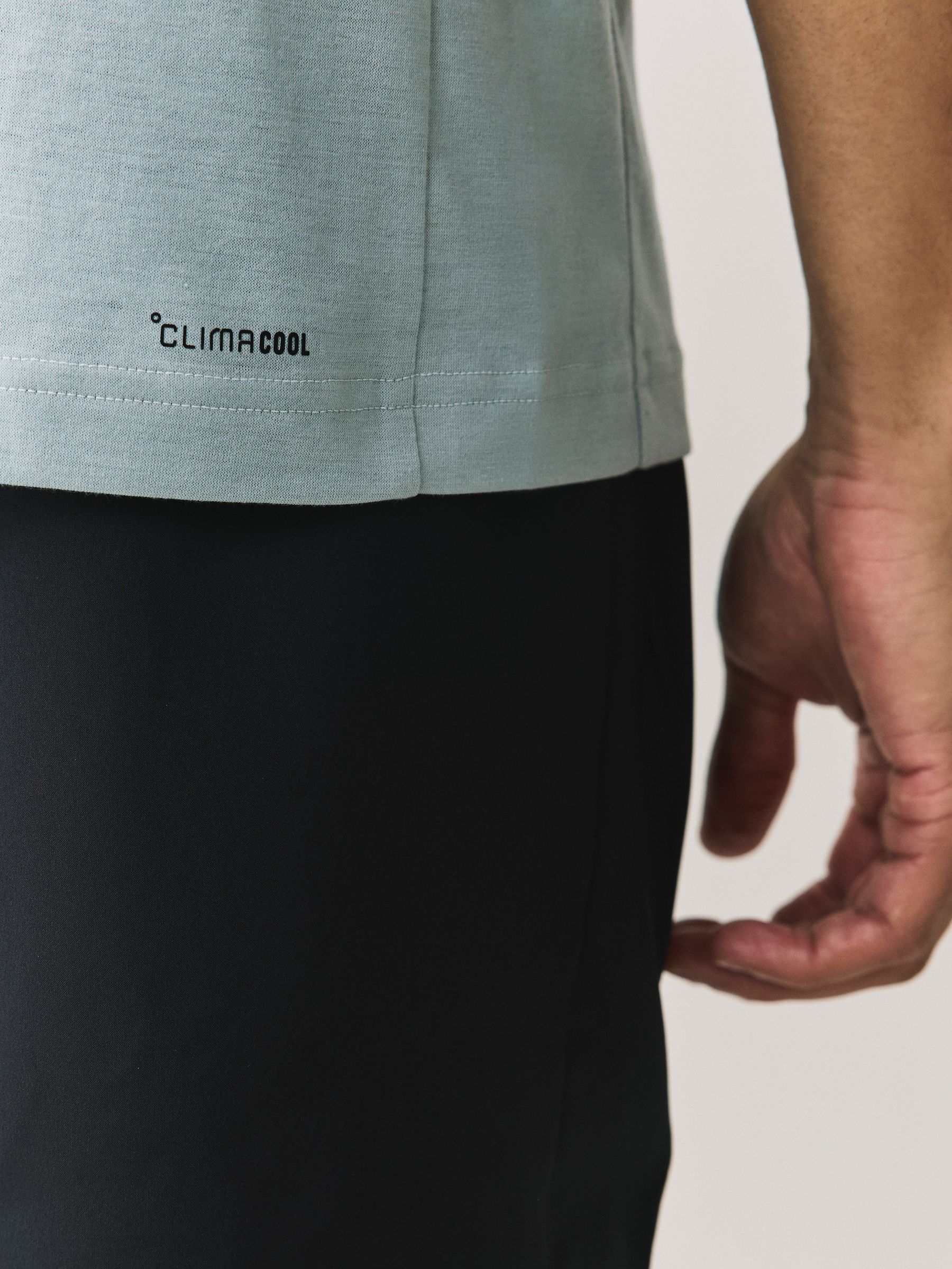 Next：日本 ミントグリーン - adidas ワークアウト エッセンシャルズ