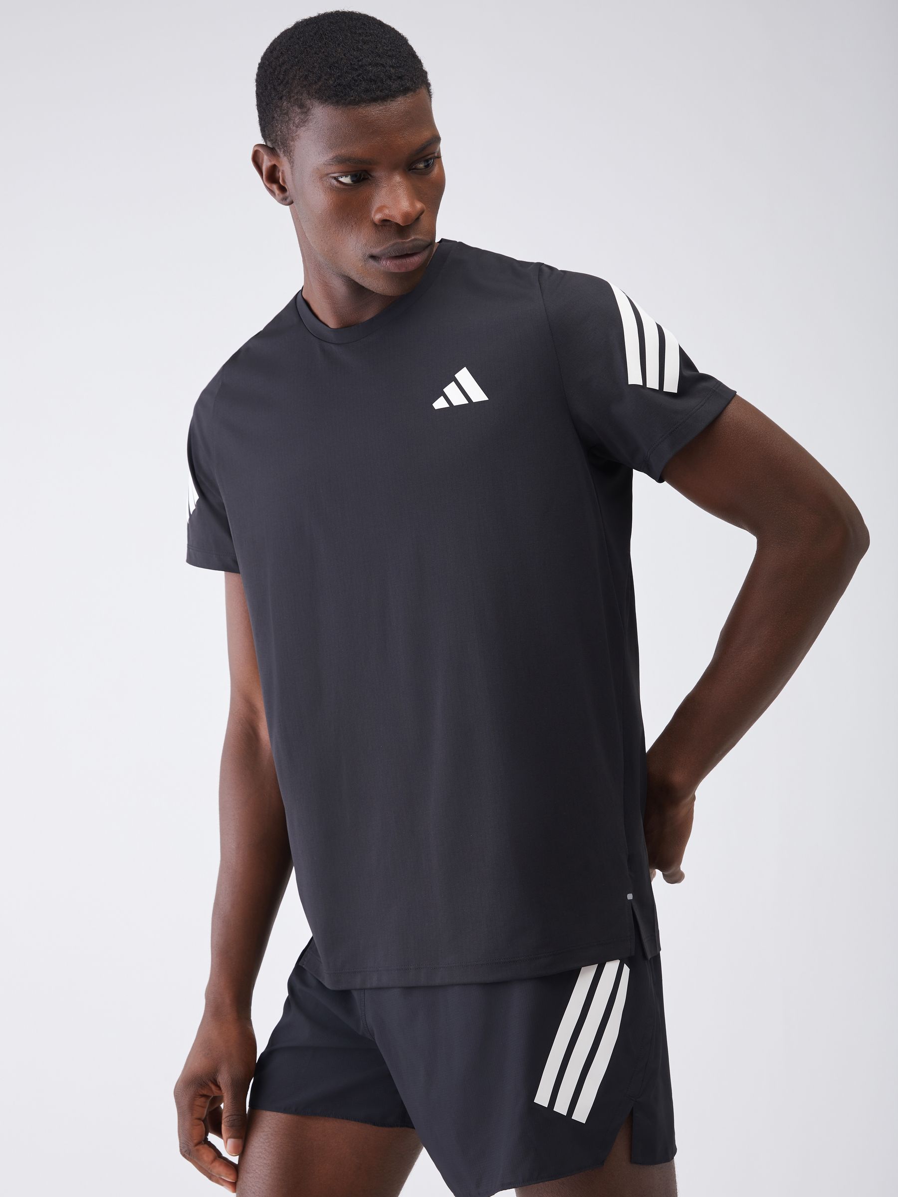 Next：日本 ブラック - adidas adi365 Climacool Tシャツ from Next Japan