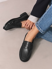 أسود - Forever Comfort® Leather Ruched Saddle Loafers - صورة 1 من 9