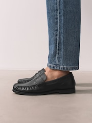 أسود - Forever Comfort® Leather Ruched Saddle Loafers - صورة 2 من 9