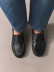 أسود - Forever Comfort® Leather Ruched Saddle Loafers - صورة 3 من 9