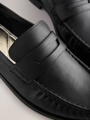 أسود - Forever Comfort® Leather Ruched Saddle Loafers - صورة 9 من 9