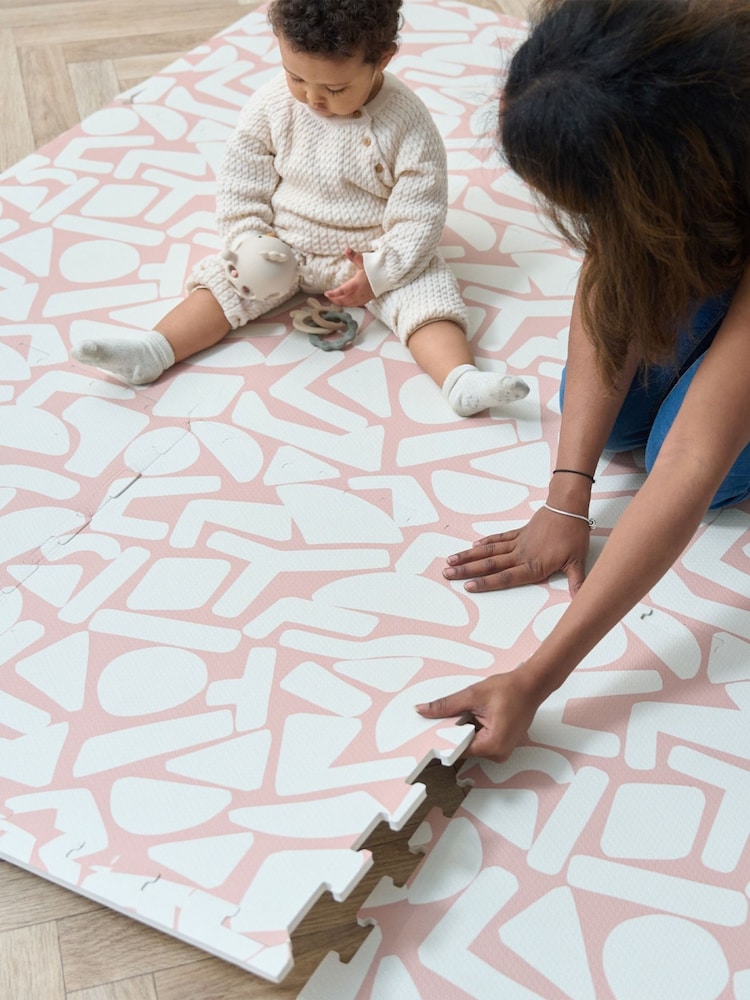 Tutti Bambini Oddity Blush Baby Infinity Expandable Play Mat - Image 4 of 4