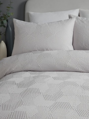 Serene Embossed Geo Textured Duvet Cover Set - Imagen 2 de 3