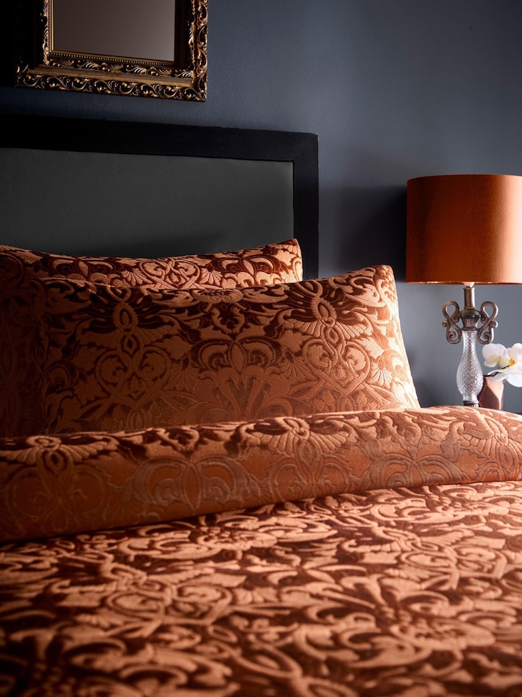 Laurence Llewelyn-Bowen Spice Firenza Jacquard Duvet Cover Set - Image 3 of 3 Laurence Llewelyn-Bowen Spice Firenza Jacquard Duvet Cover Set - Image 3 of 3