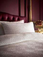 Laurence Llewelyn-Bowen Cream Emile Jacquard Duvet Cover Set - Image 2 of 4