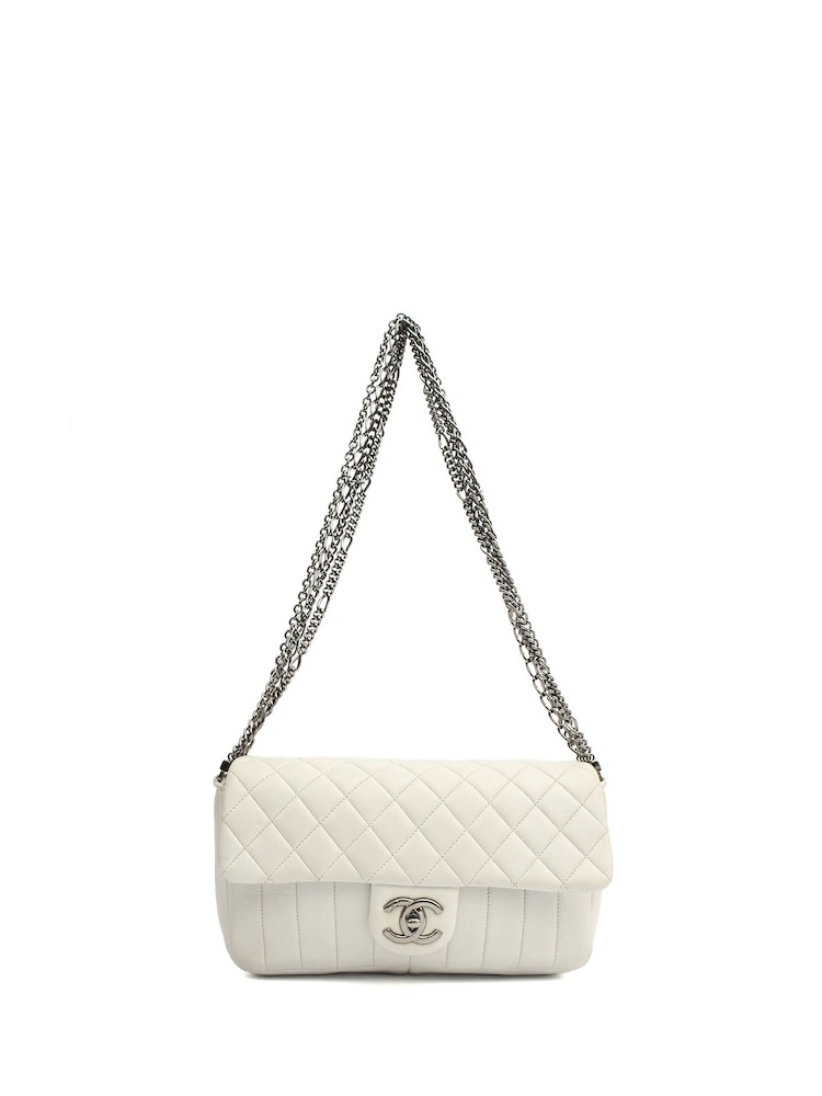 Chanel White Chain Around Flap Shoulder Bag - Image 1 of 7