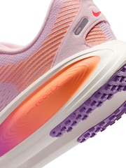 Rose et orange - Nike Baskets de course sur route Vomero 18 jeunes - Image 8 de 8