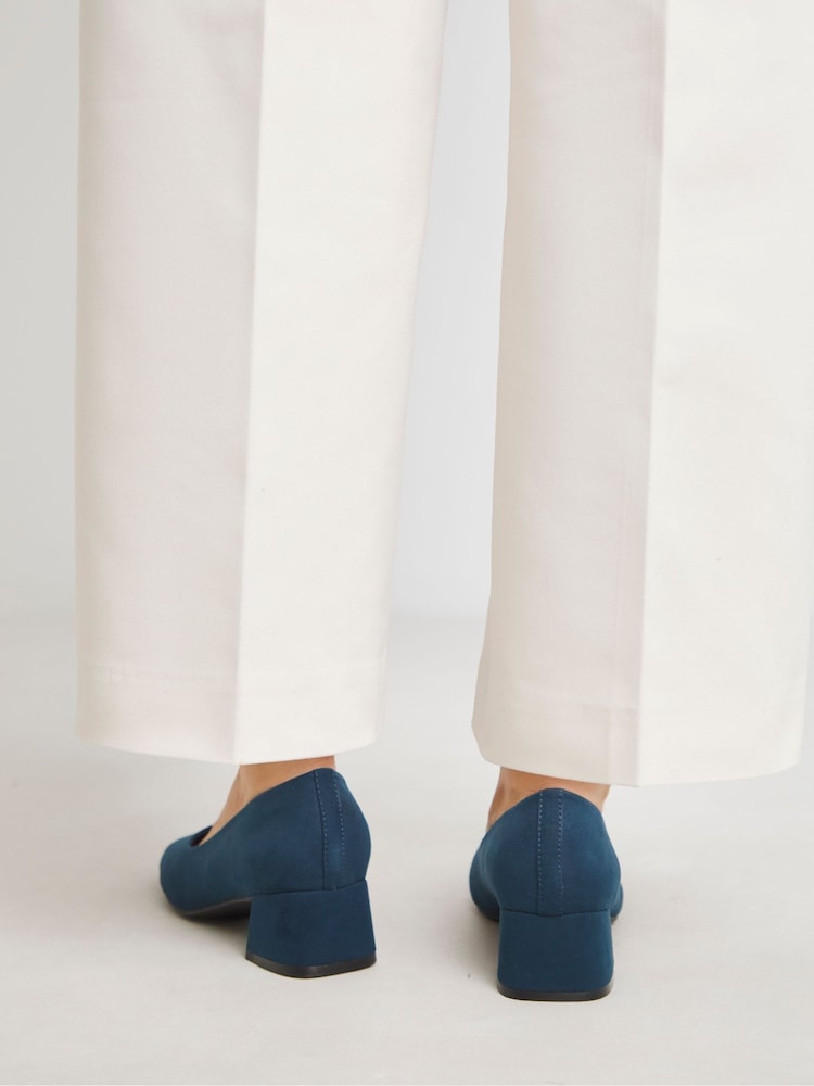 JD Williams Blue Wide Fit Heavenly Soles Low Block Heels Court Shoes - Image 2 of 4