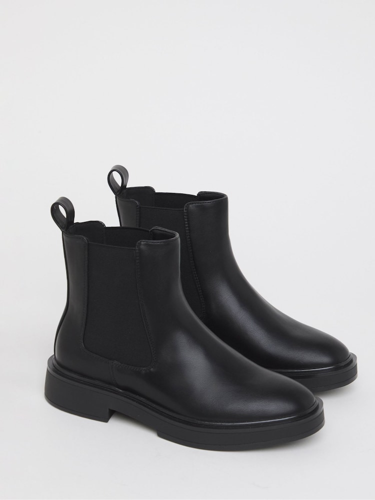 Simply Be Black Extra Wide Fit Classic Chelsea Boots - Image 4 of 4