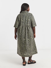 Simply Be Animal Leopard Print Shirt Dress With Pockets - Image 2 of 4