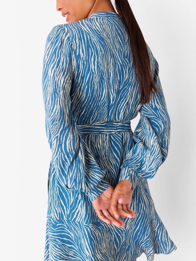 Vestido curto com estampa de zebra Whistles Petite Flippy - Imagem 2 de 4