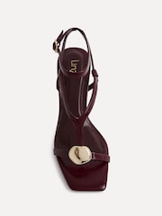Rojo - Linzi Foolish Strappy Sandals With Gold Accent - Imagen 5 de 6