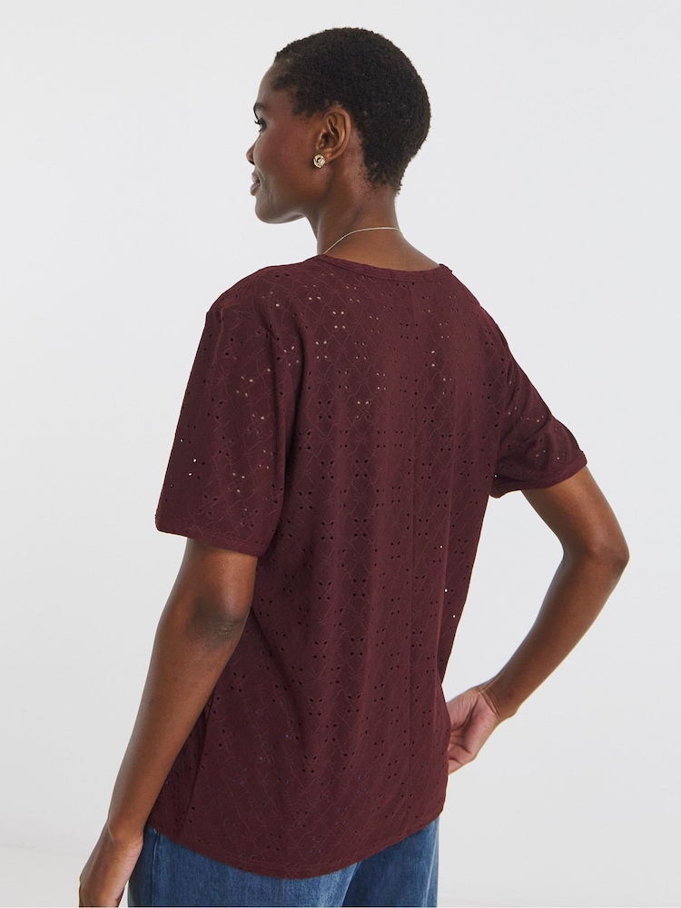 JD Williams Red V-Neck Broderie T-Shirt - Image 2 of 4