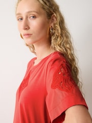 Jigsaw Embroidered Midi T-Shirt Dress - صورة 4 من 5