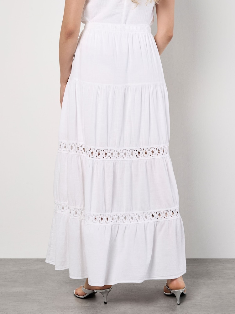 Apricot White Tiered Crochet Insert Skirt - Image 2 of 4 Apricot White Tiered Crochet Insert Skirt - Image 2 of 4