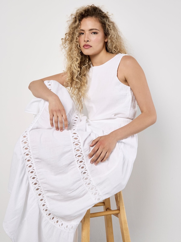 Apricot White Tiered Crochet Insert Skirt - Image 4 of 4