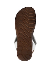 Pavers White Flexible Leather Cushioned Sandals - Image 5 of 5