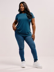 Yours Curve Brown Core Basic T-Shirts 3 Pack - Image 4 of 8