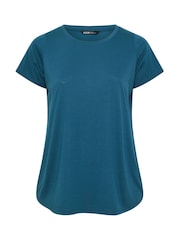 Yours Curve Brown Core Basic T-Shirts 3 Pack - Image 7 of 8