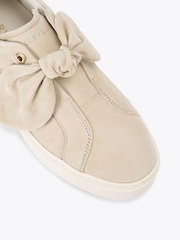 Carvela Cream Chiara Bow Trainers - Imagem 3 de 4