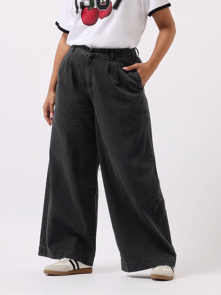 Yours Curve Black Wide Fit Wide Leg Formal Jeans - Image 1 of 5 Yours Curve Black Wide Fit Wide Leg Formal Jeans - Image 1 of 5