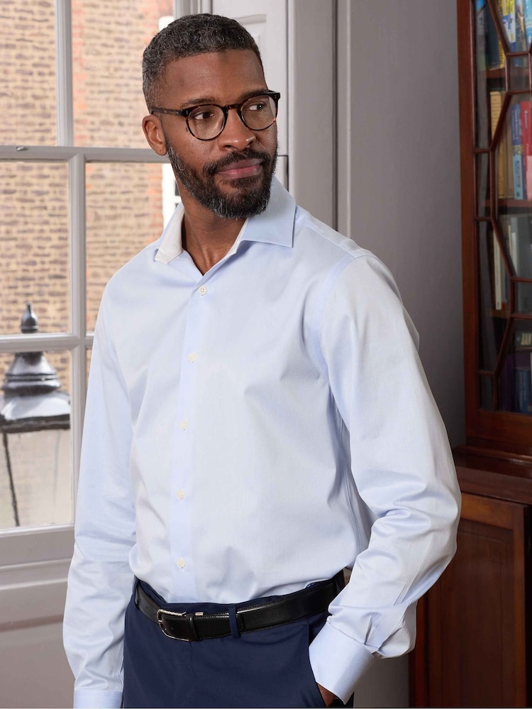 The Savile Row Company Slim Fit Single Cuff Two-Ply Cotton Gold Label Formal Shirt - Image 2 of 5