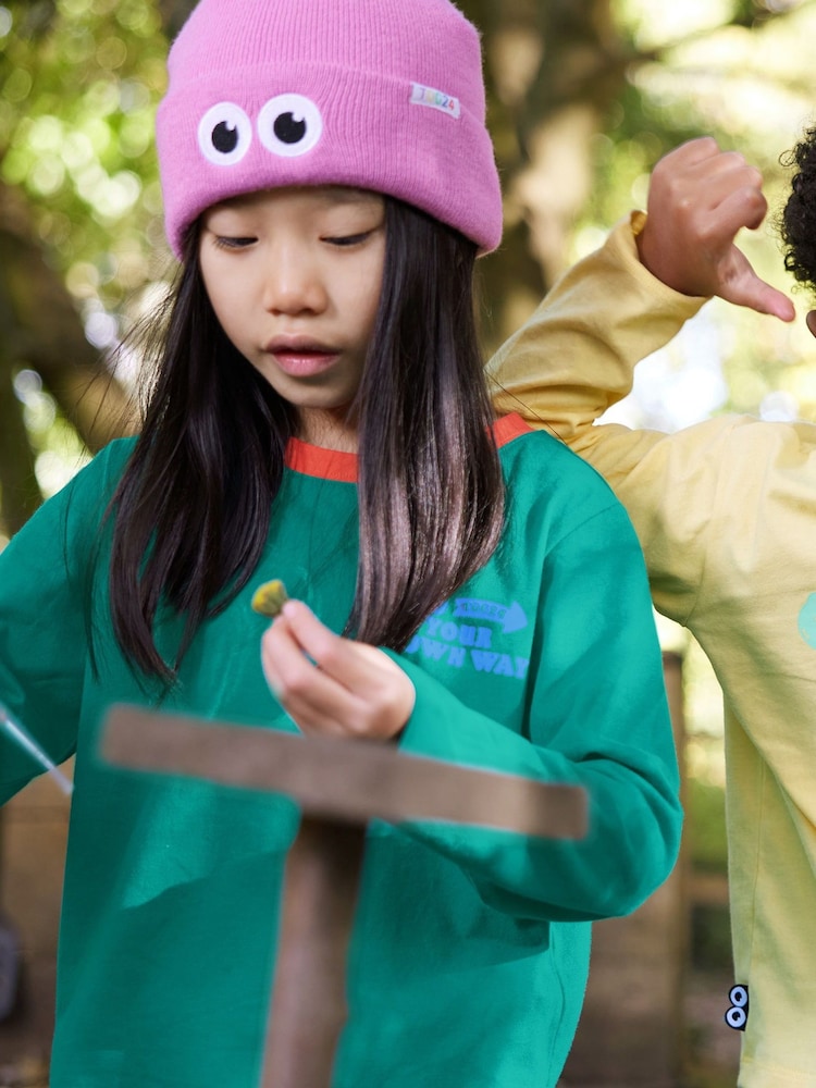 Tog 24 Green Kids Ryeland Shaun The Sheep Long Sleeve T-Shirt - Image 7 of 7 Tog 24 Green Kids Ryeland Shaun The Sheep Long Sleeve T-Shirt - Image 7 of 7