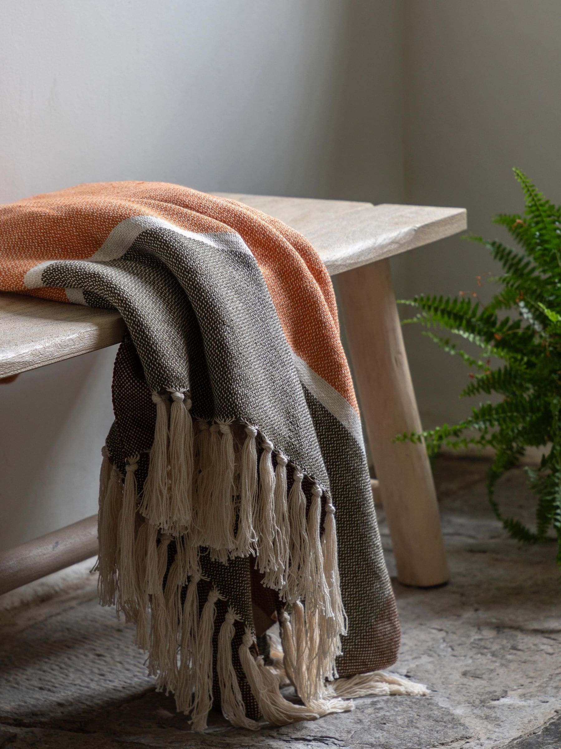 Gallery Home Unisex Taupe Eira Woven Throw - Image 1