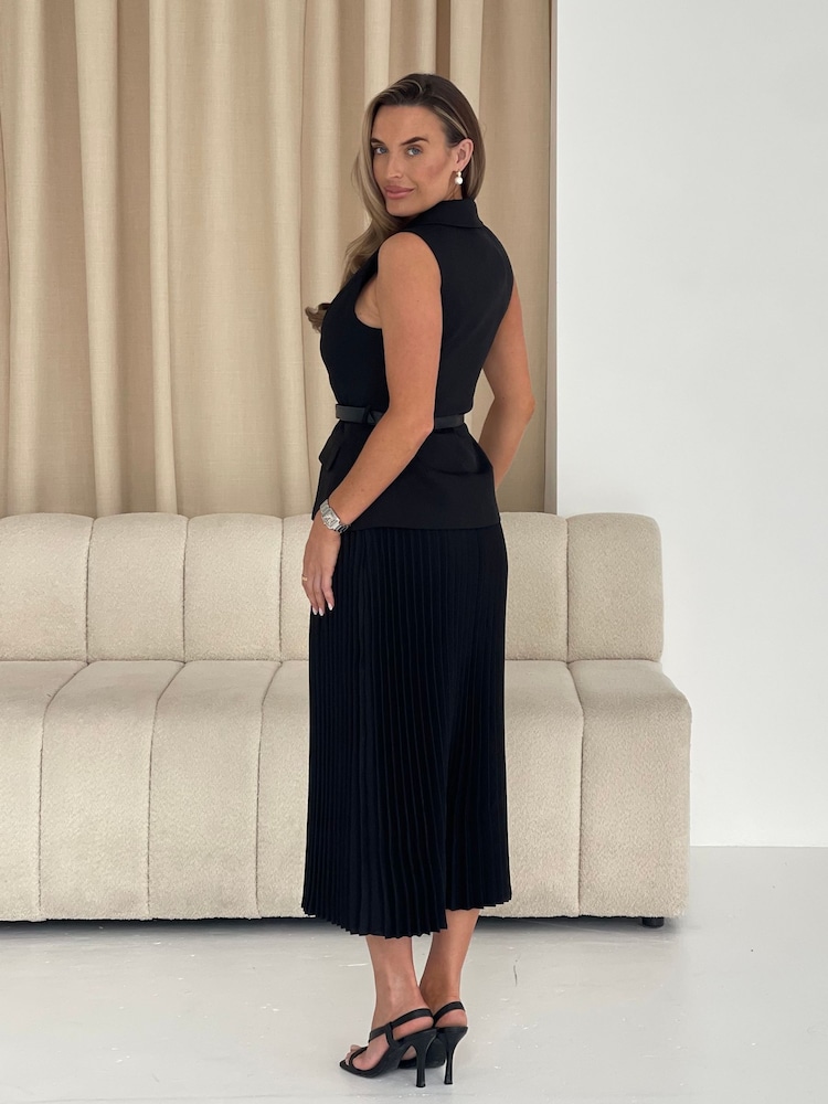 Girl In Mind Agatha Pleated Skirt Waistcoat Dress - Imagem 2 de 6