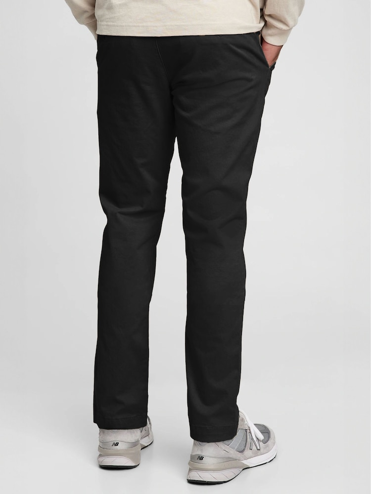 Gap Onyx Black Essential Chinos in Straight Fit with - Image 2 of 9 Gap Onyx Black Essential Chinos in Straight Fit with - Image 2 of 9