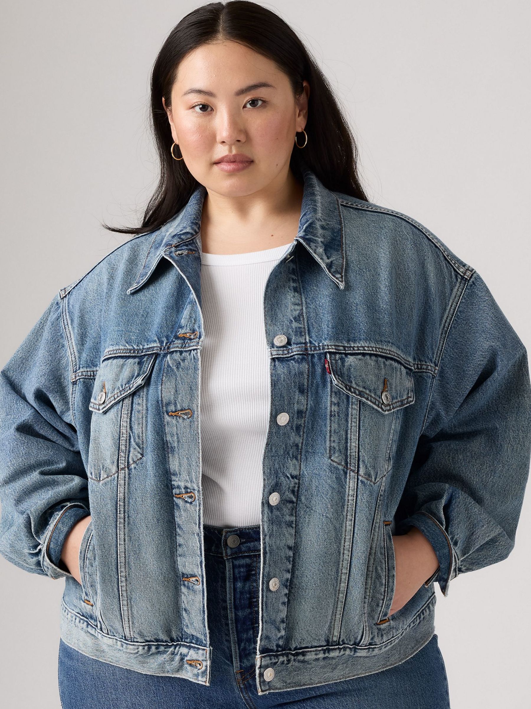 Buy Levi's® Turning Heads 90s Trucker Denim Jacket from the Next