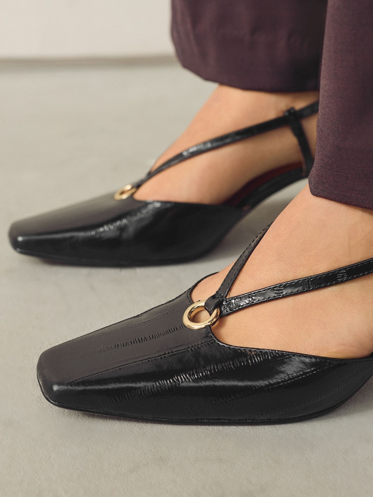 أسود - Forever Comfort® Leather Hardware Slingback Heels - صورة 2 من 9 أسود - Forever Comfort® Leather Hardware Slingback Heels - صورة 2 من 9
