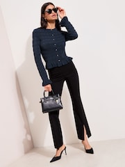 Friends Like These Stitch Detail Compact Knit Cardigan - תמונה 2 מתוך 5