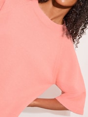 وردي مرجاني - رداء علوي محبوك من Friends Like These - صورة 2 من 4