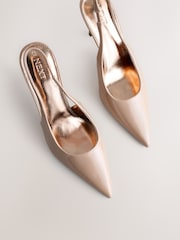 ヌード - Forever Comfort® Point Toe Slingback Heels - 画像 7 / 9