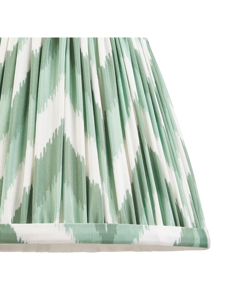 Gallery Home Cotswold Green Zigzag Printed Fabric Shade 20cm - Image 2 of 4 Gallery Home Cotswold Green Zigzag Printed Fabric Shade 20cm - Image 2 of 4