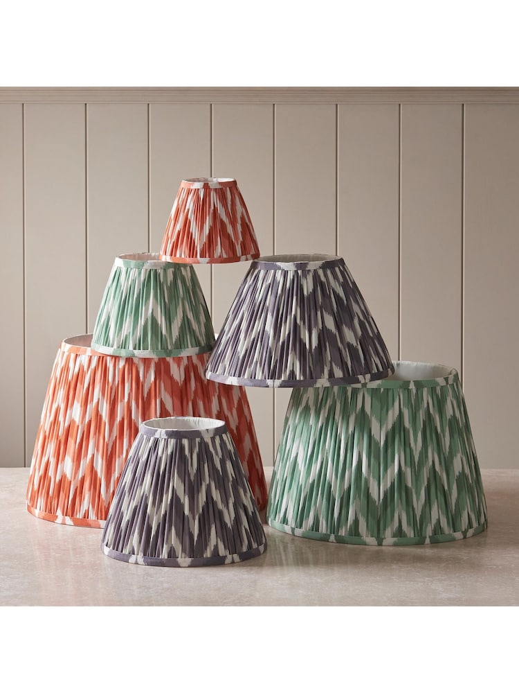 Gallery Home Cotswold Green Zigzag Printed Fabric Shade 20cm - Image 4 of 4 Gallery Home Cotswold Green Zigzag Printed Fabric Shade 20cm - Image 4 of 4