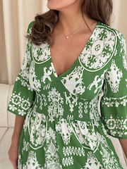 Verde - Vestido longo de bordaGirl In Mind Dorothy Print - Imagem 4 de 5