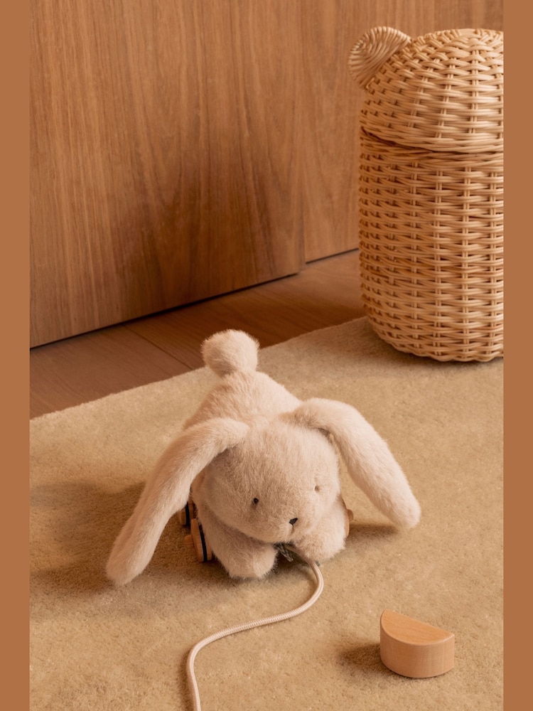Liewood Cream Pera Rabbit Pull Along Soft Toy - Image 1 of 2